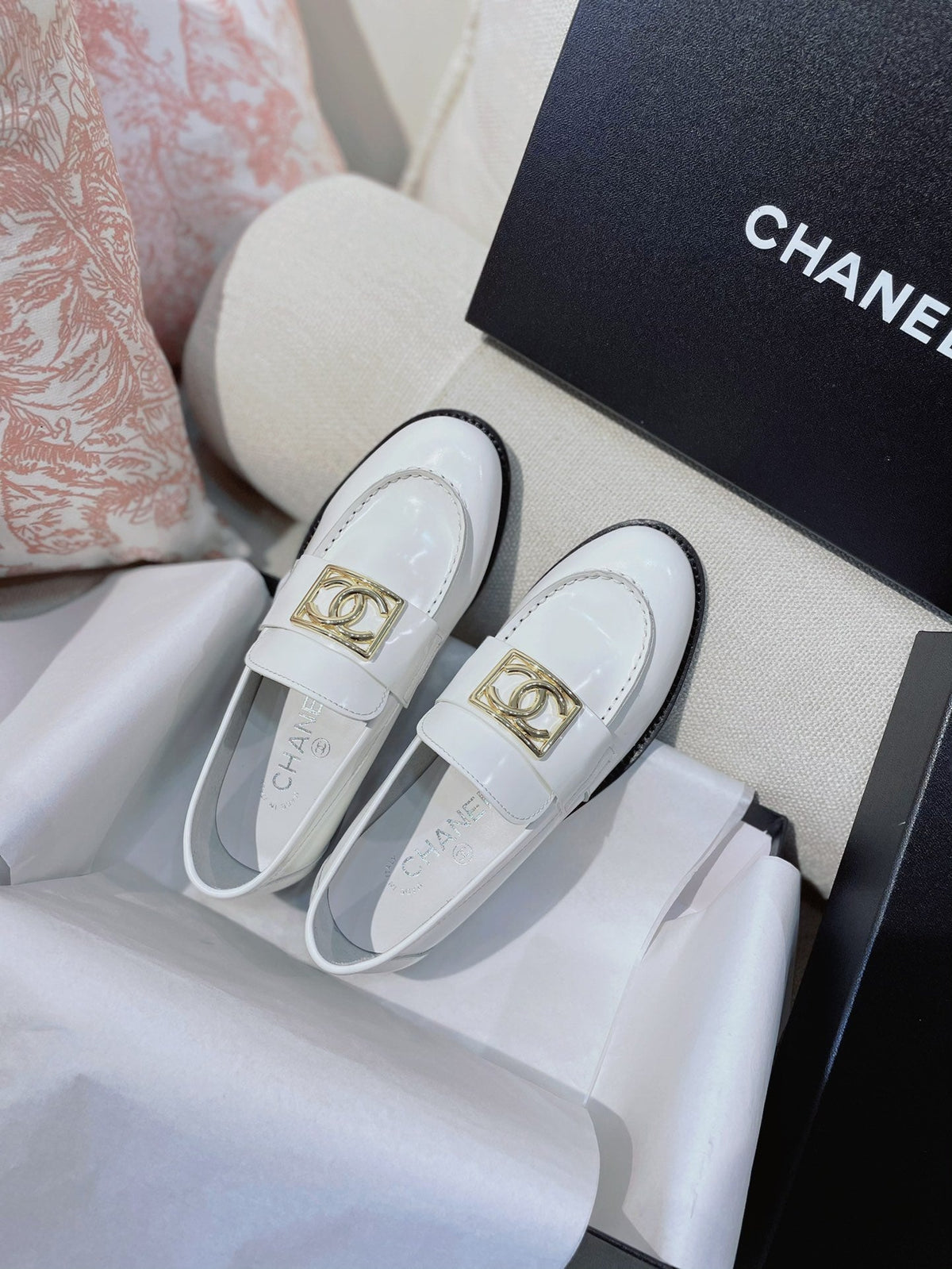 Chanel 26s Loafers White Patent Leather 156350