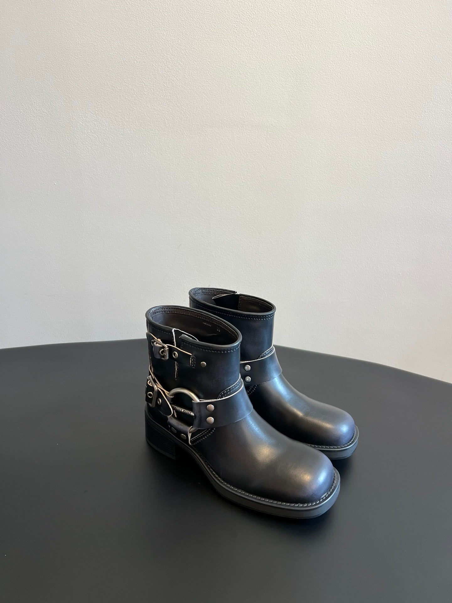 Miu 26s Ankle Boots In Black Calfskin Silver Hardware