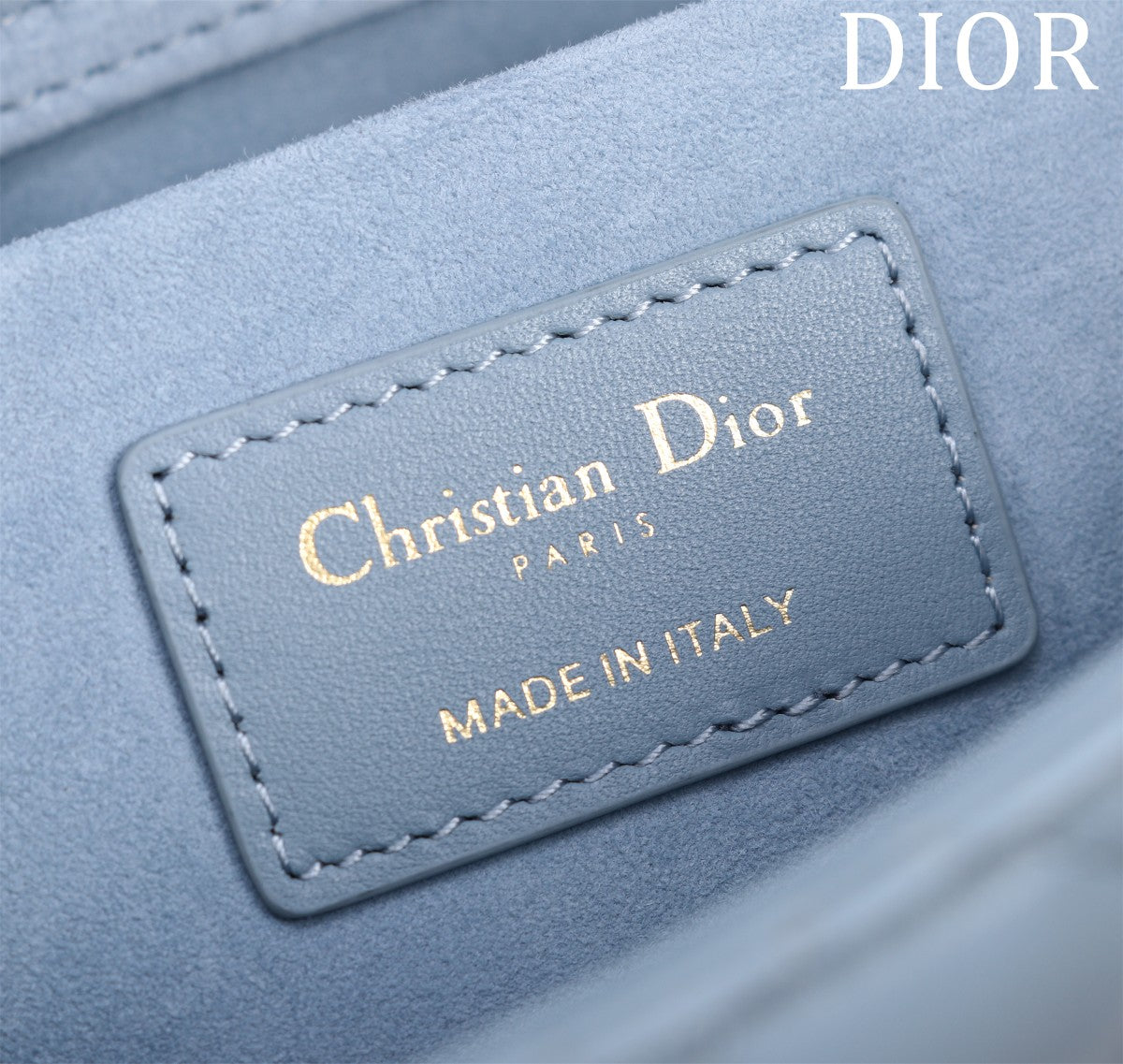 medium lady d-joy 26 cloud blue lambskin