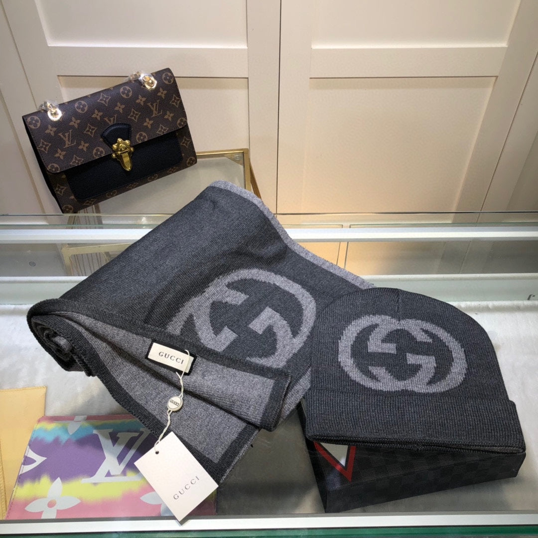 SET HAT AND SCARF IN MOUSE GRAY CASHMERE 946330