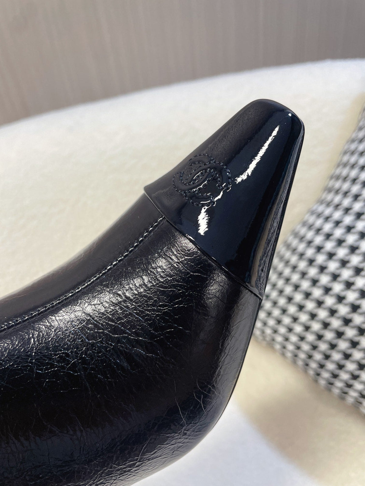 CC 26s Chelsea Boots 5cm Black Leather Patent 108820