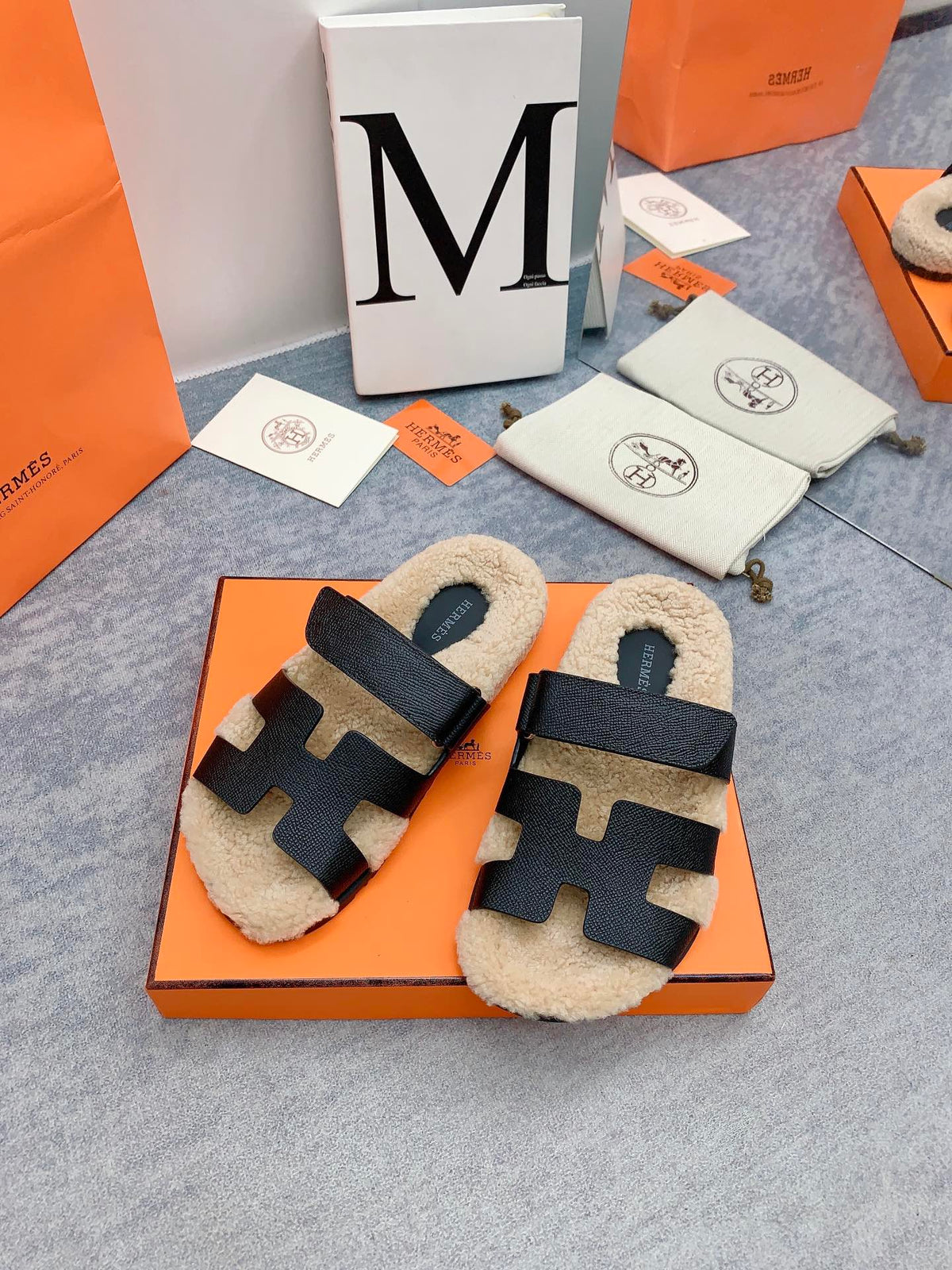 HM 26s Chypre Sandals Black Caviar Leather Shearling 160901