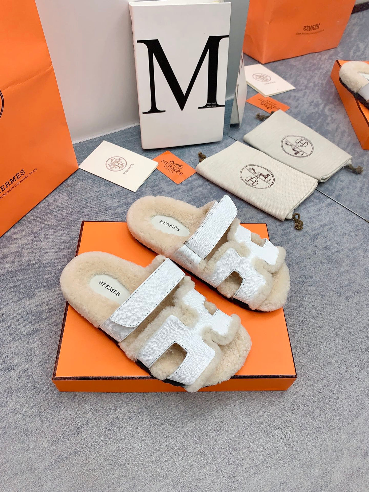 HM 26s Chypre Sandals White Leather Shearling 160919