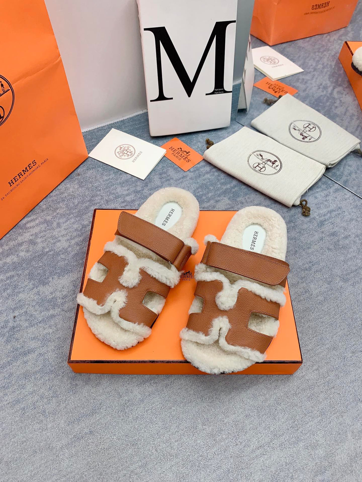 HM 26s Chypre Sandals Gold Leather Shearling 160915