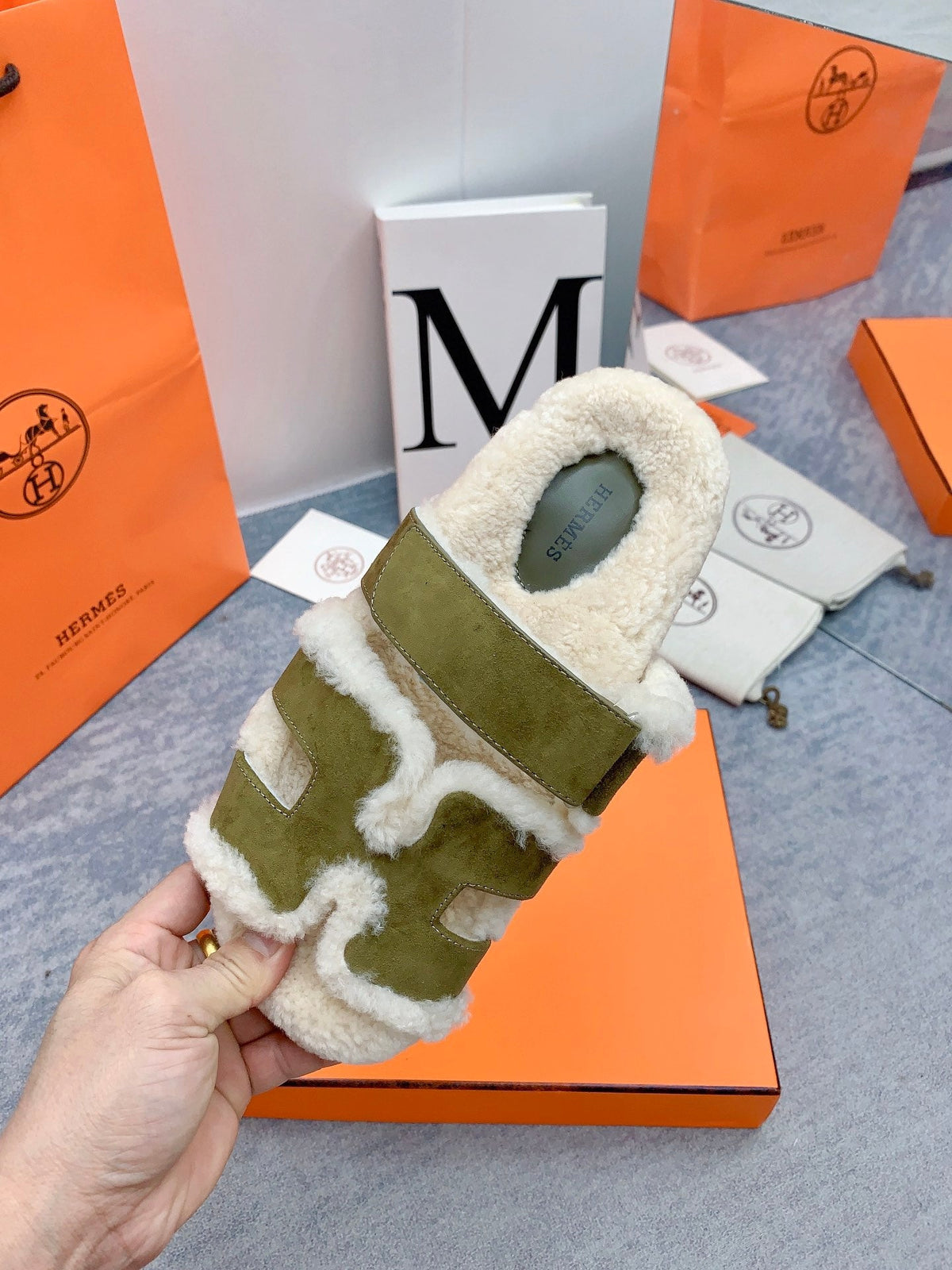 HM 26s Chypre Sandals Vert Toundra Suede Shearling 160925