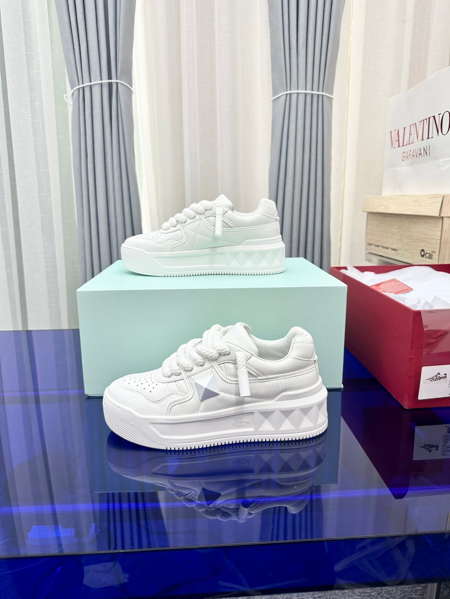 One Stud Garavani White One Stud XL Sneakers