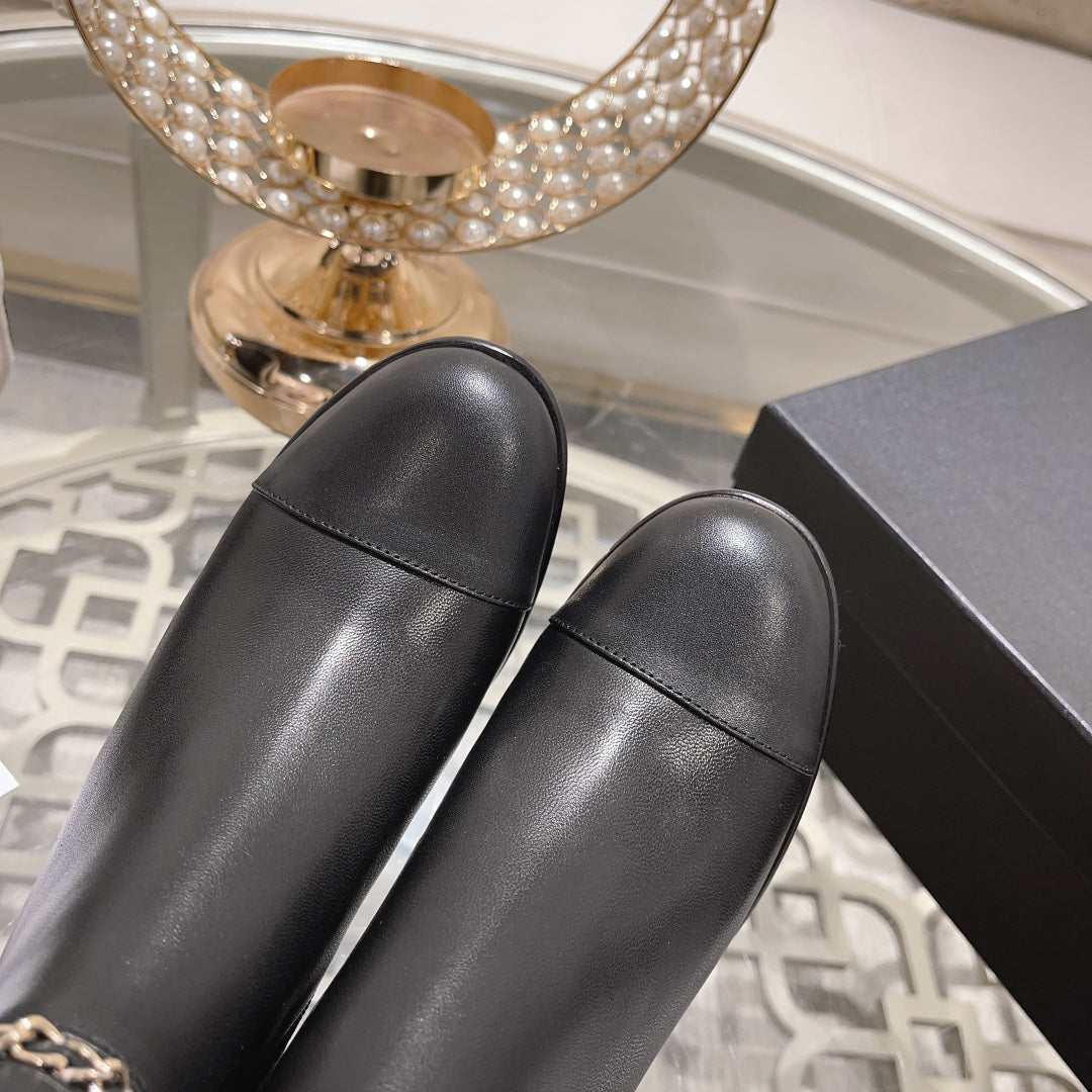 CC 26s Chain Charm Ankle Boots Black Leather 166066