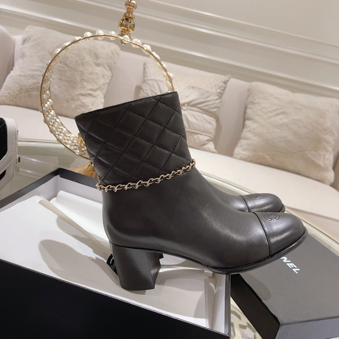 CC 26s Quilted Ankle Boots Black Leather 166069