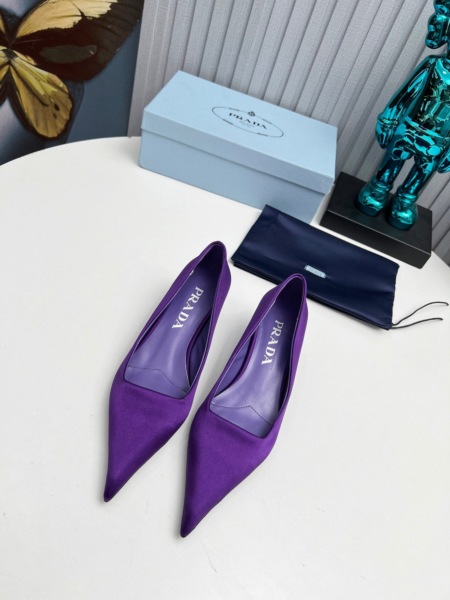 Prada 26SS Pointed-Toe Pumps 4cm Purple Satin 680956
