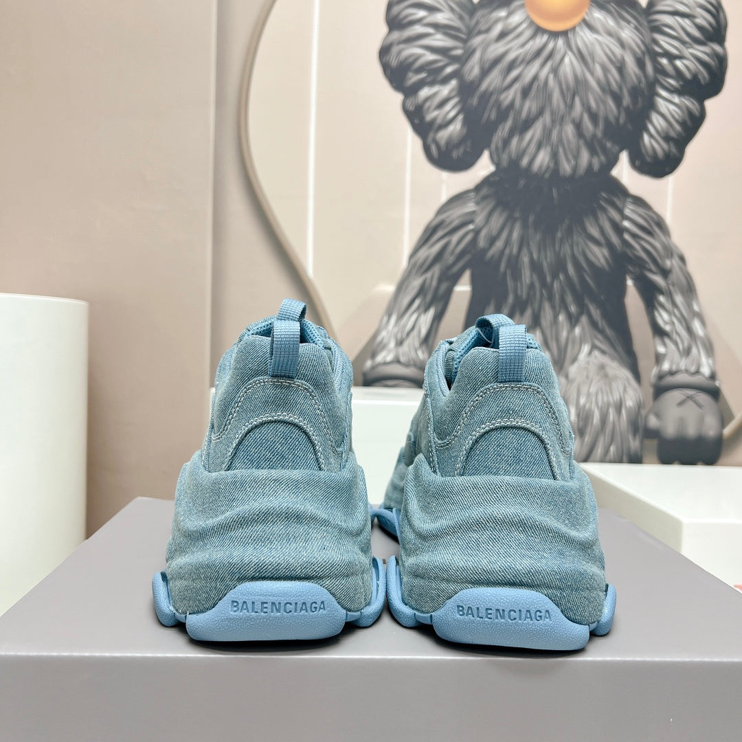 TRIPLE S SNEAKER IN BLUE DENIM