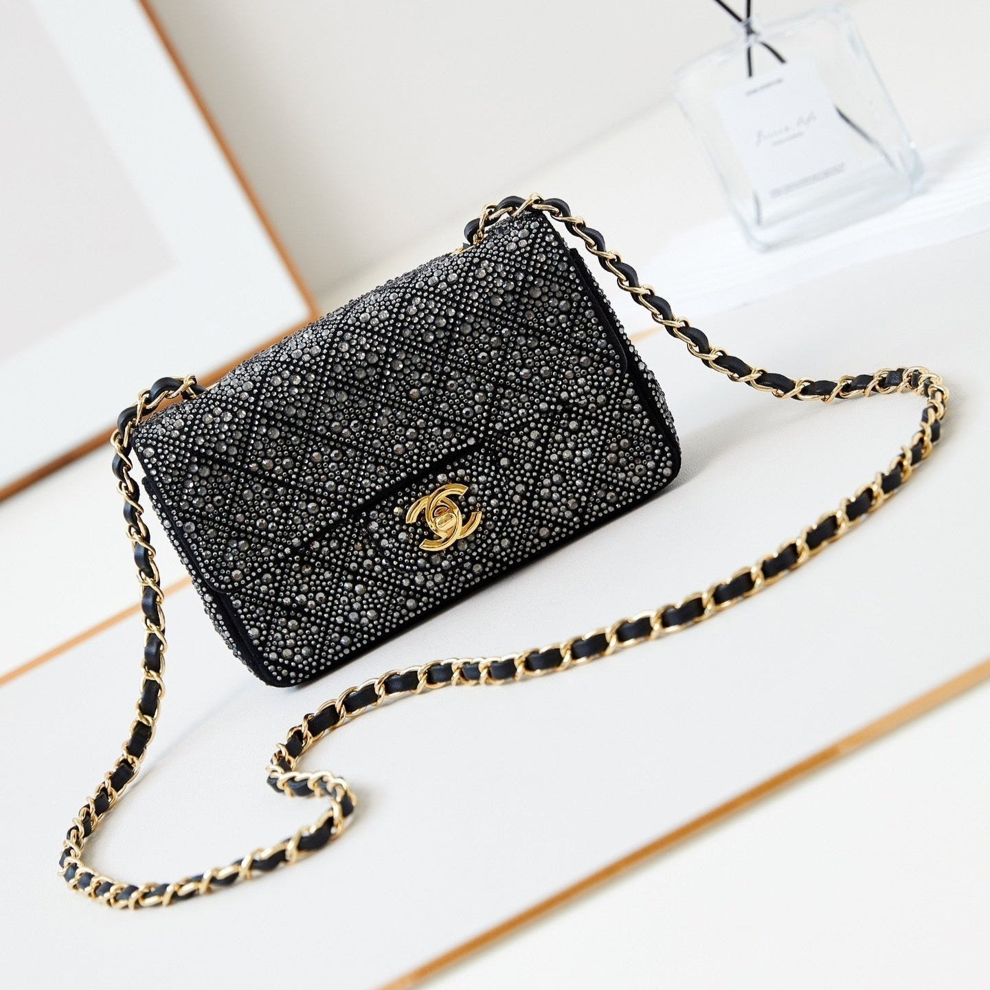 24b mini flap bag  20cm black lambskin silver diamond