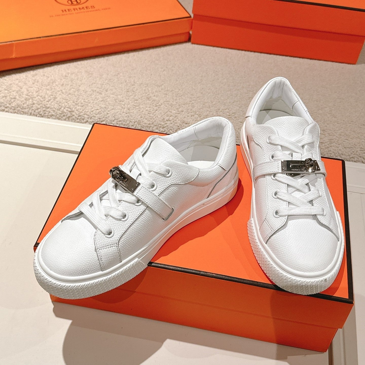 HM Day Sneakers White Togo Leather 577503