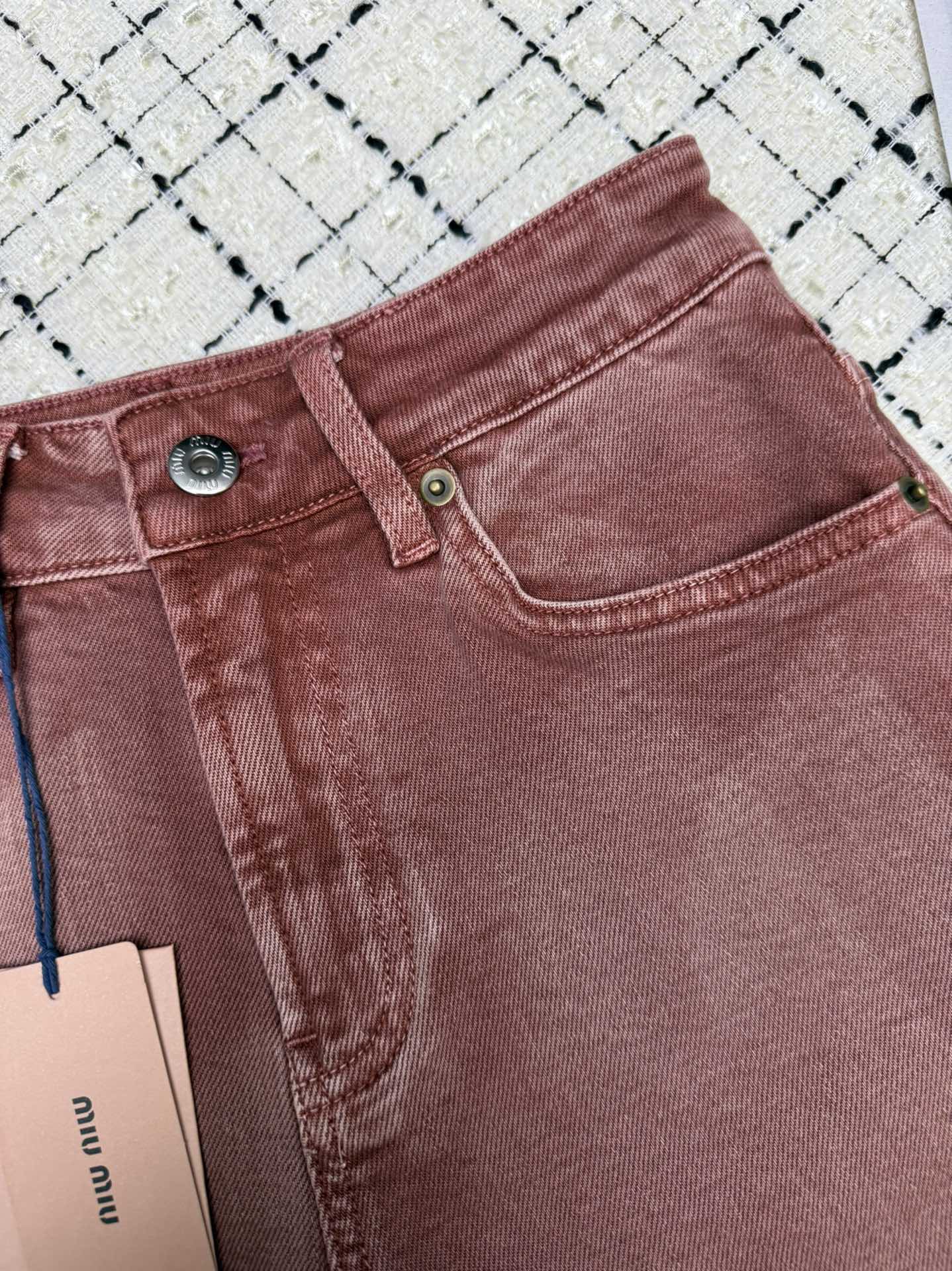 Miu Appliqué Embroidered Short Denim 404844