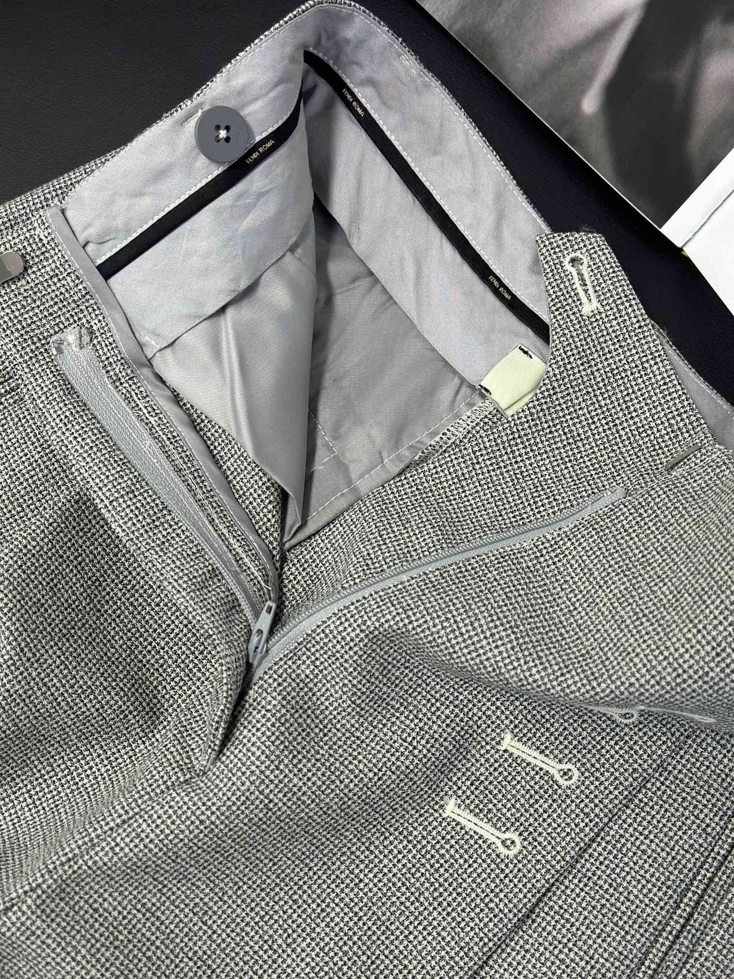 Fendi 25 Shorts Grey Cotton 0030