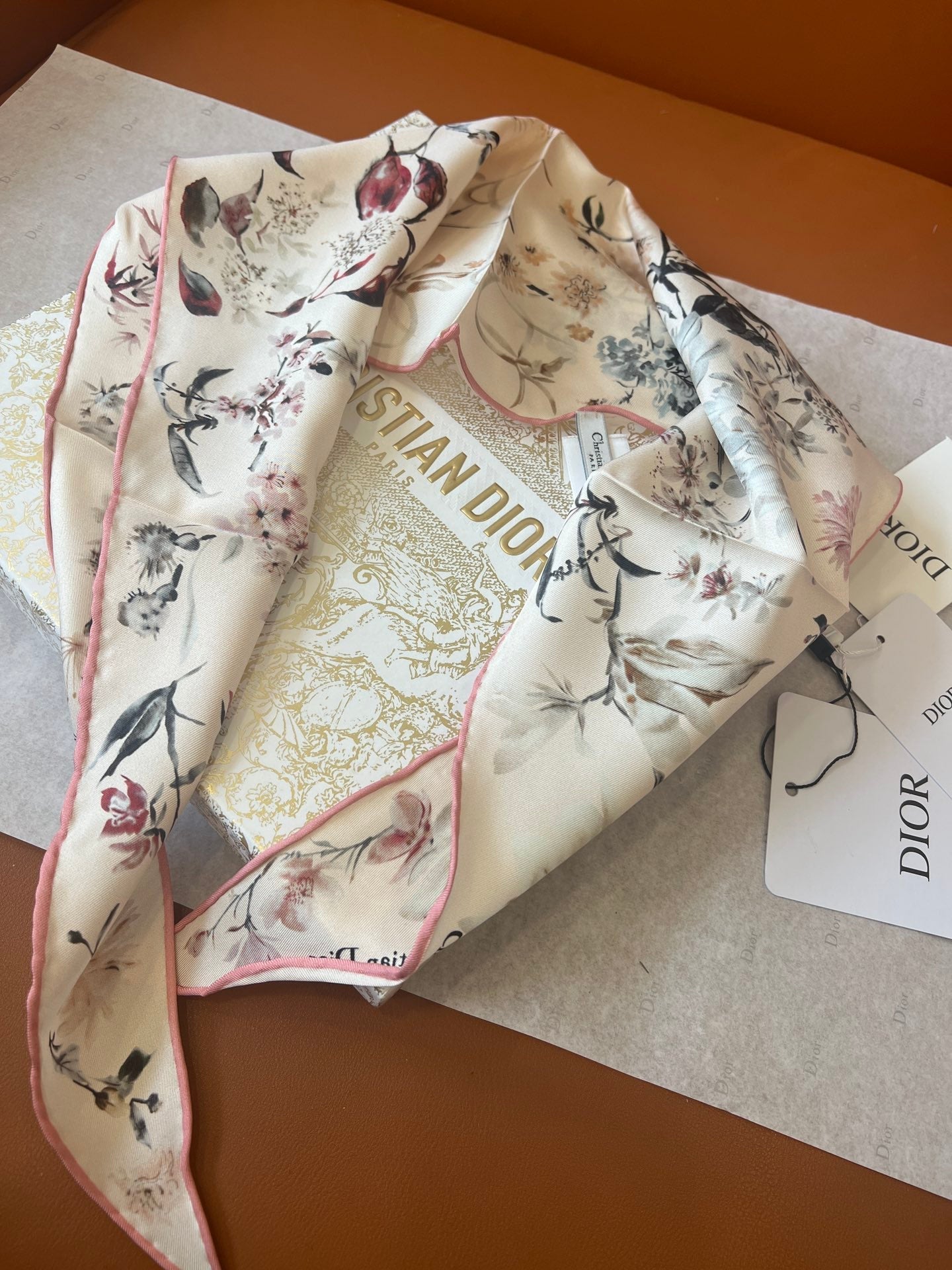 CD Diamond Scarf 110x35cm Ivory Colorful Mulberry Silk 262833