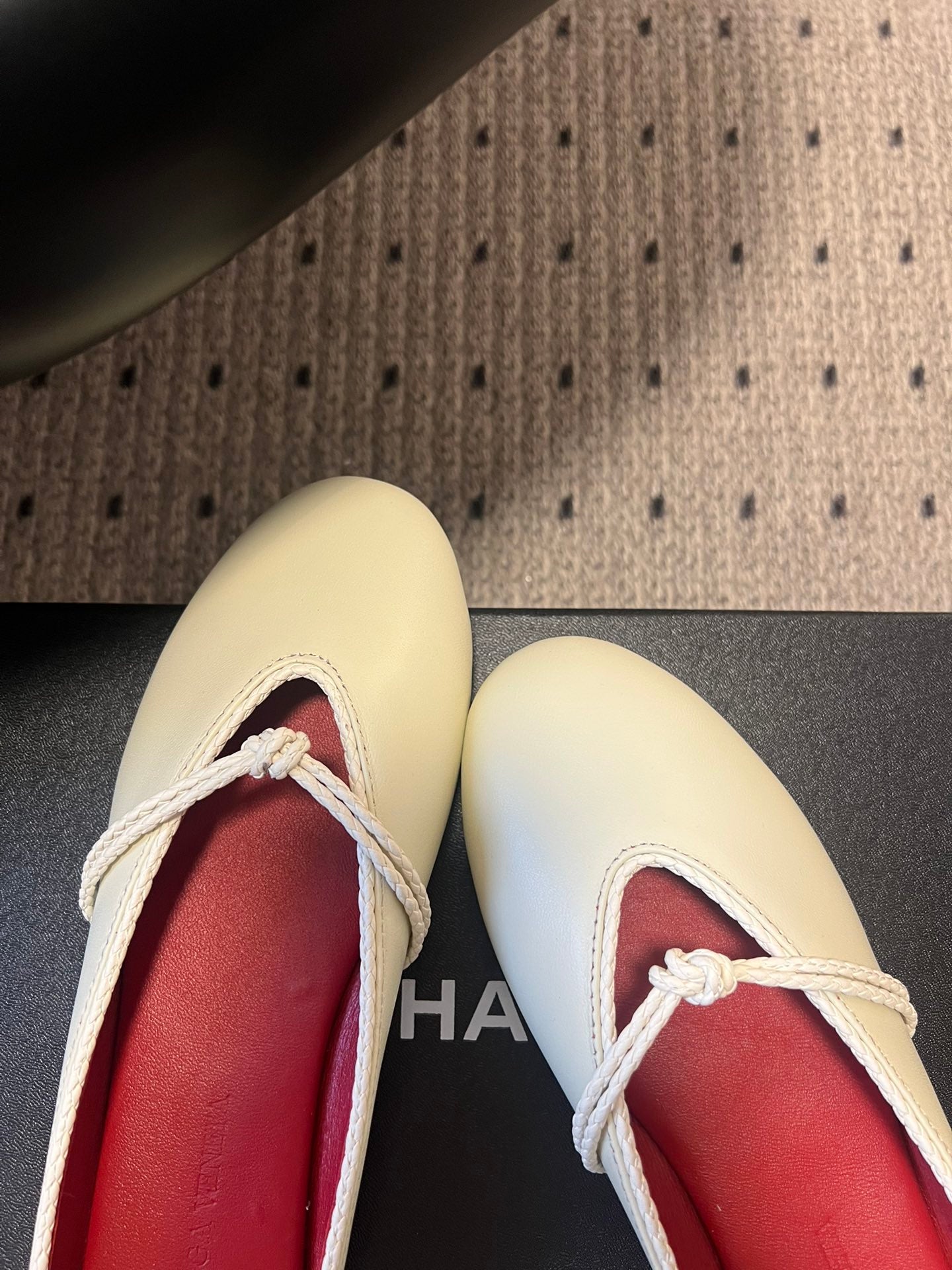 BV 26s Flats Mules Cream White Calfskin