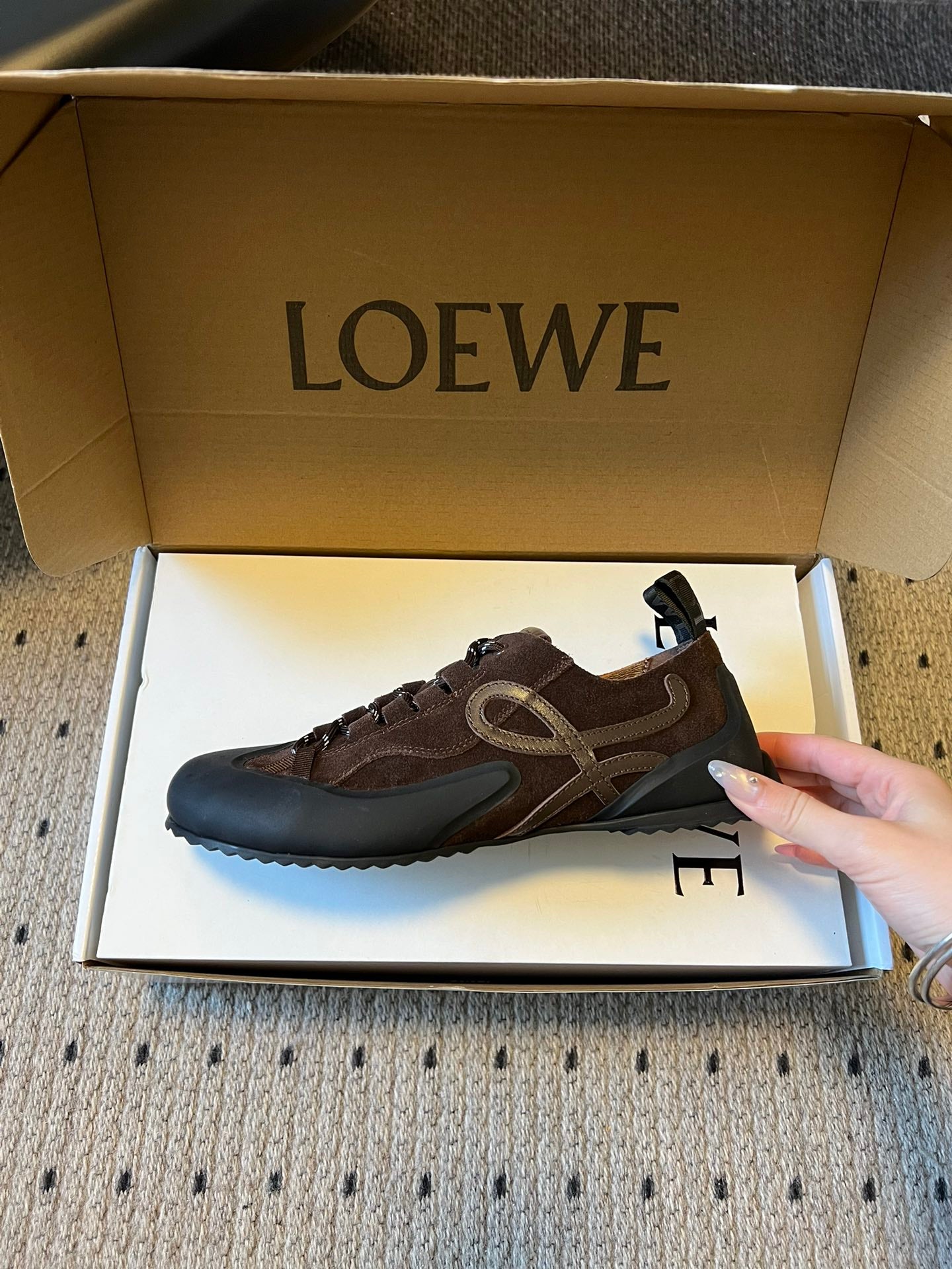 LOEW 26s Flow Sneaker Coffee Suede Sheepskin 678375