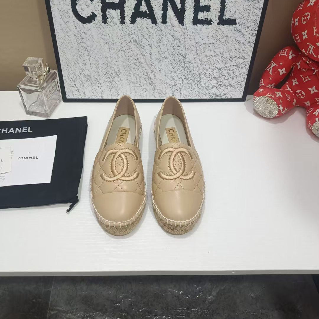 Chanel 26s Espadrille Loafers In Beige Calfskin With Rope Sole
