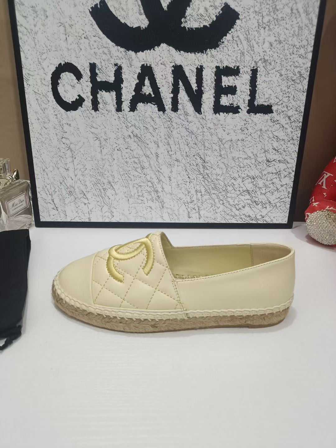 Chanel 26s Espadrille Loafers In Cream Calfskin With Rope Sole