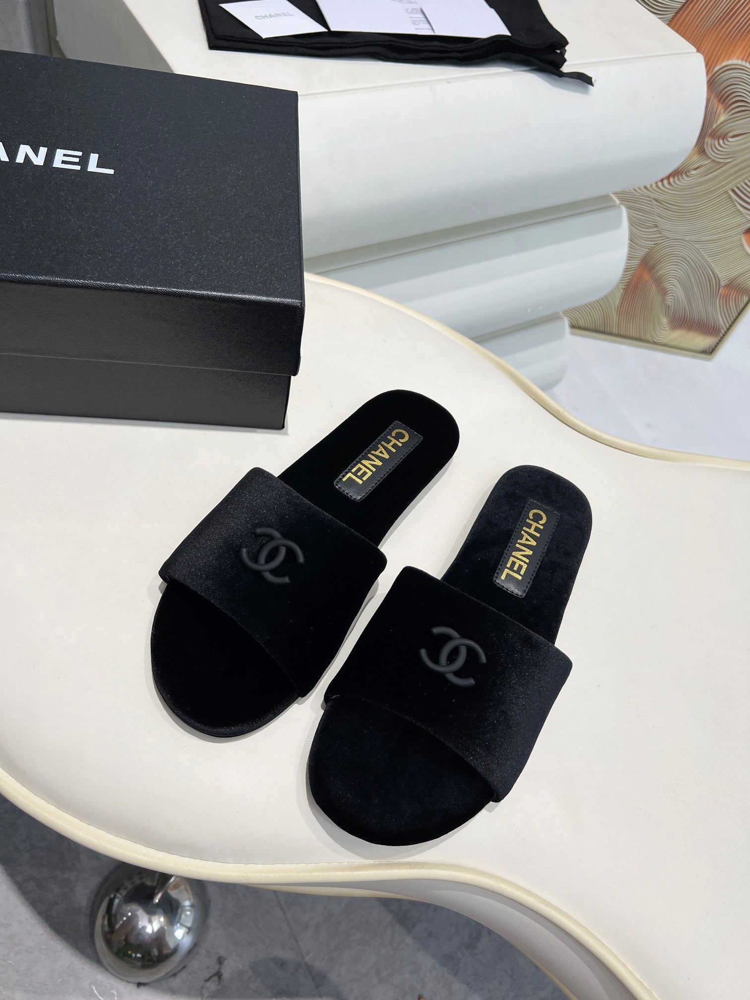 CC 26s Slide Black Velvet 684904