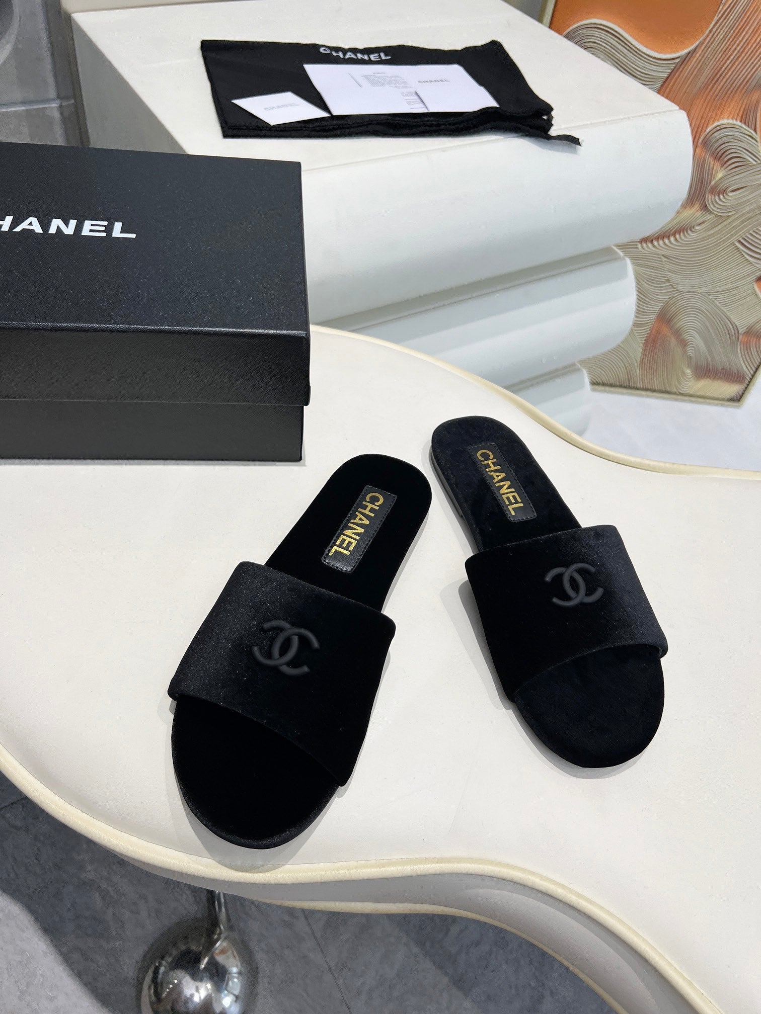 CC 26s Slide Black Velvet 684904