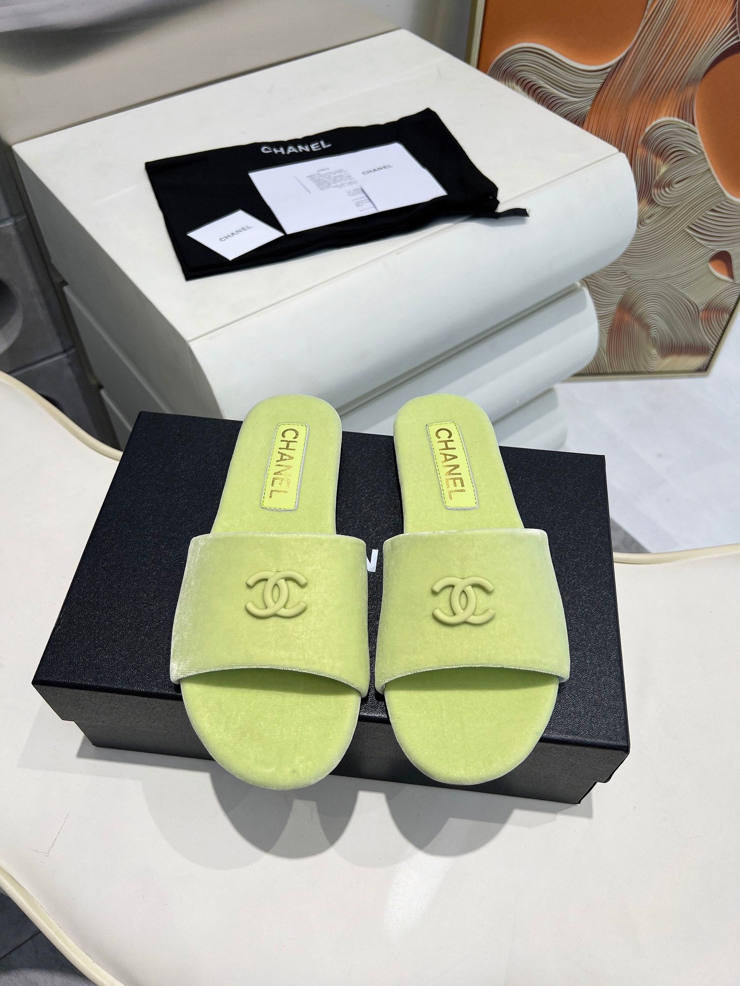 CC 26s Slide Light Green Velvet 684906