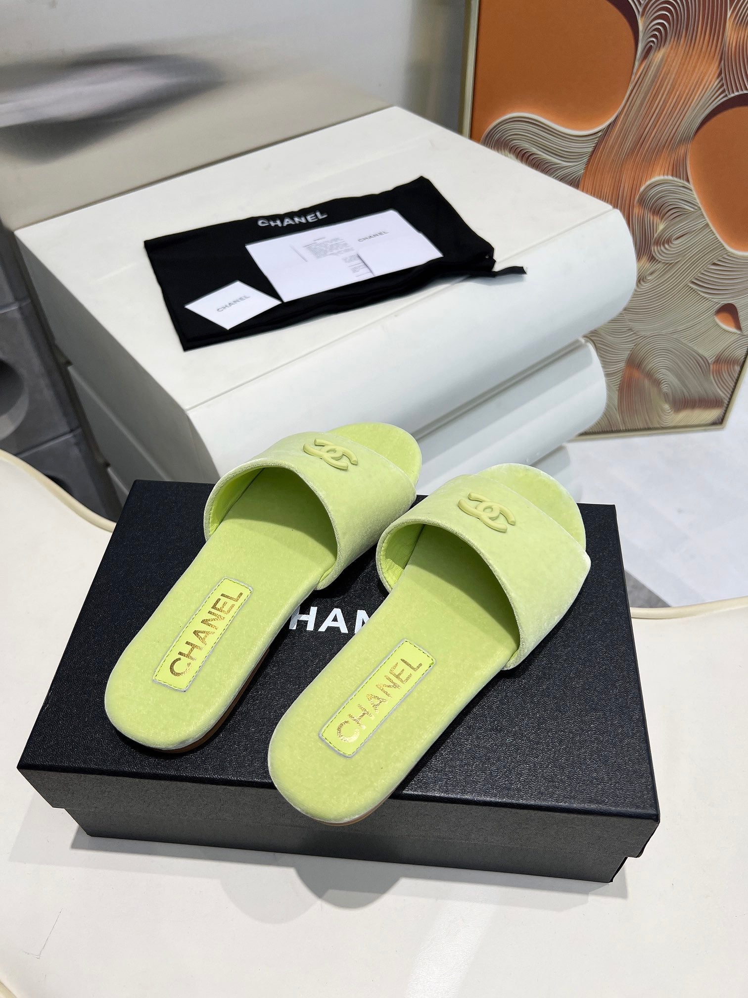 CC 26s Slide Light Green Velvet 684906