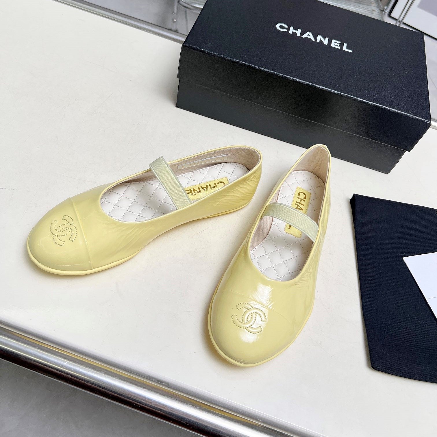 CC 26s Ballet Flat Lemon Yellow Glossy Sheepskin 684823