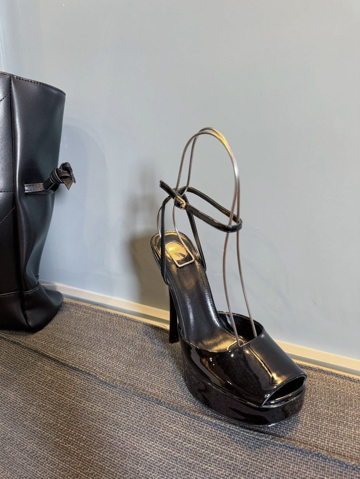 YSL 26S Platform Sandals 150 Mm Black Patent Calfskin