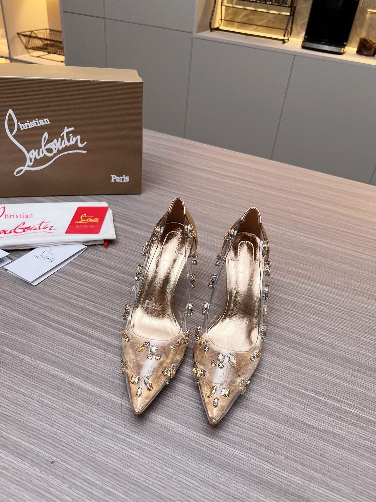 CL 26S Degraqueen Pumps 8.5cm Crystal Gold PVC 140667