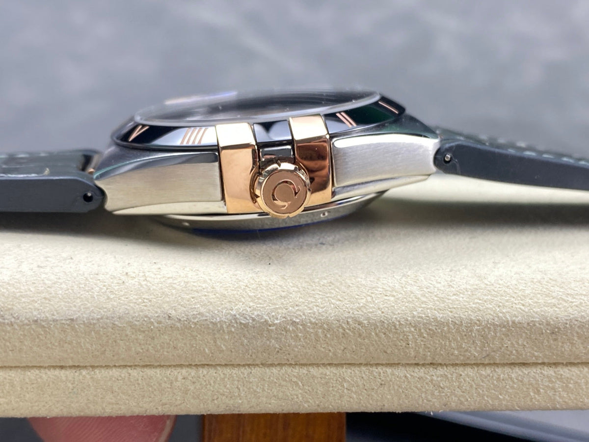 Omega Seamaster Planet Ocean 600M Co-Axial Master Chronometer Grey Dial Green Strap