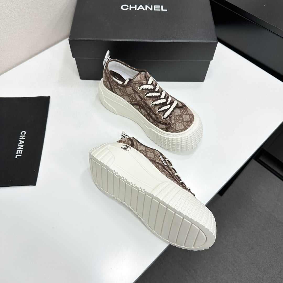 CC 26S Chunky Sneakers in Brown Diamond-Patterned Woven Fabric