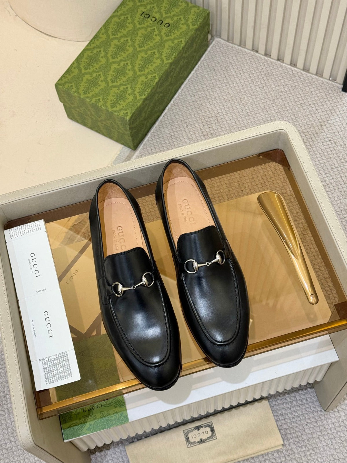 Gucci 26s Men Loafers Black Leather 156863