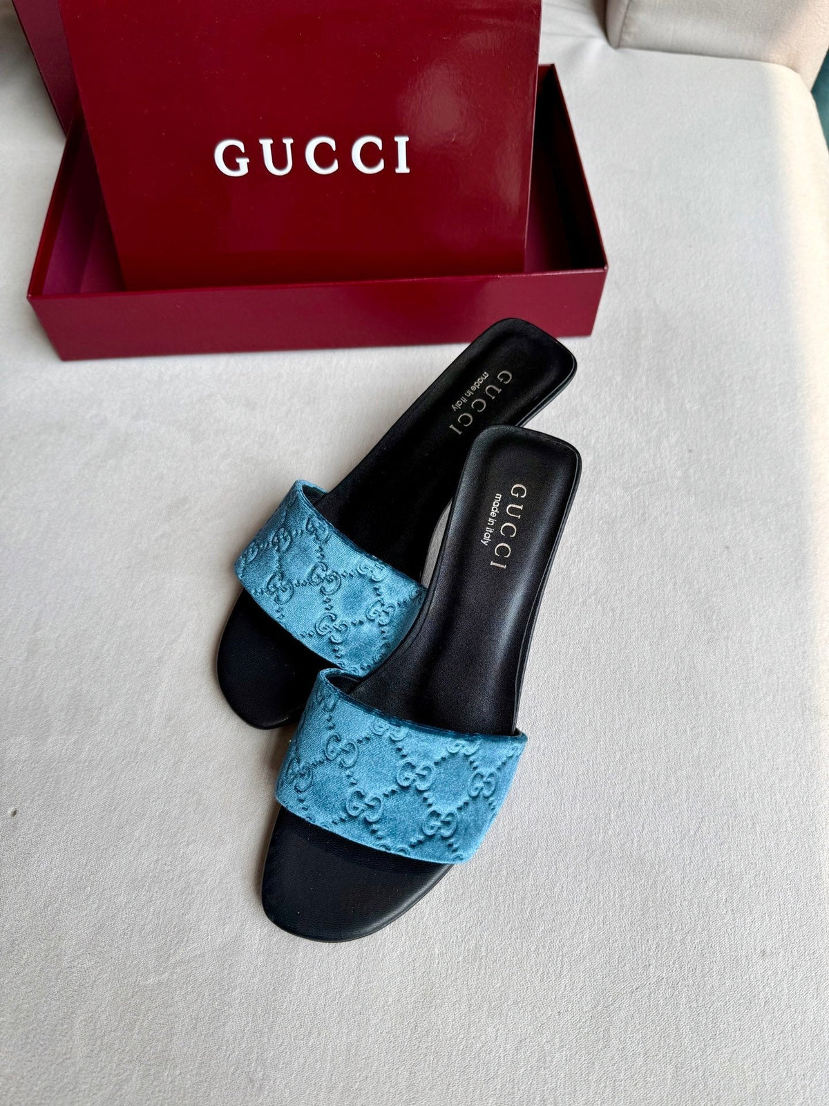 Gucci 26s Slide Sandals 5.5cm Dusty Blue Velvet