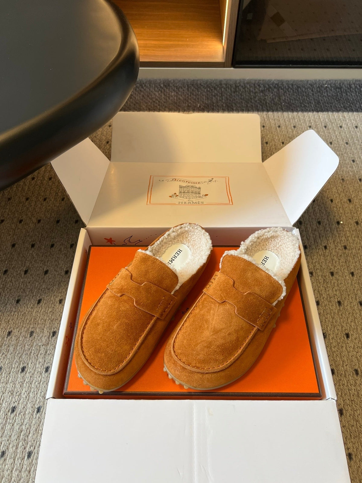HM 26S Destin Mules Cognac Brown Suede
