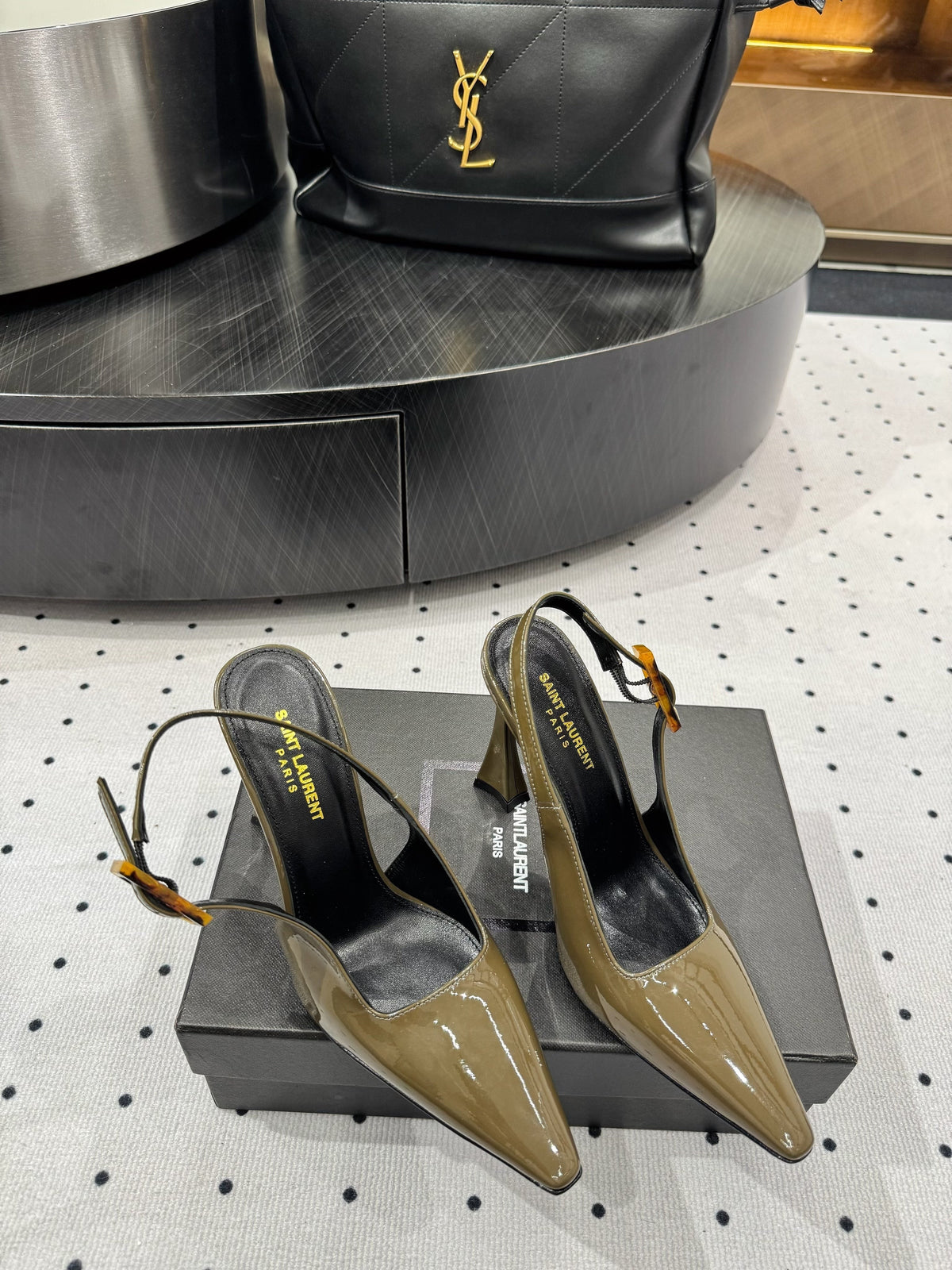 YSL 26s Slingback Heels 10.5cm Olive Green Glossy Calfskin With Buckle Closure