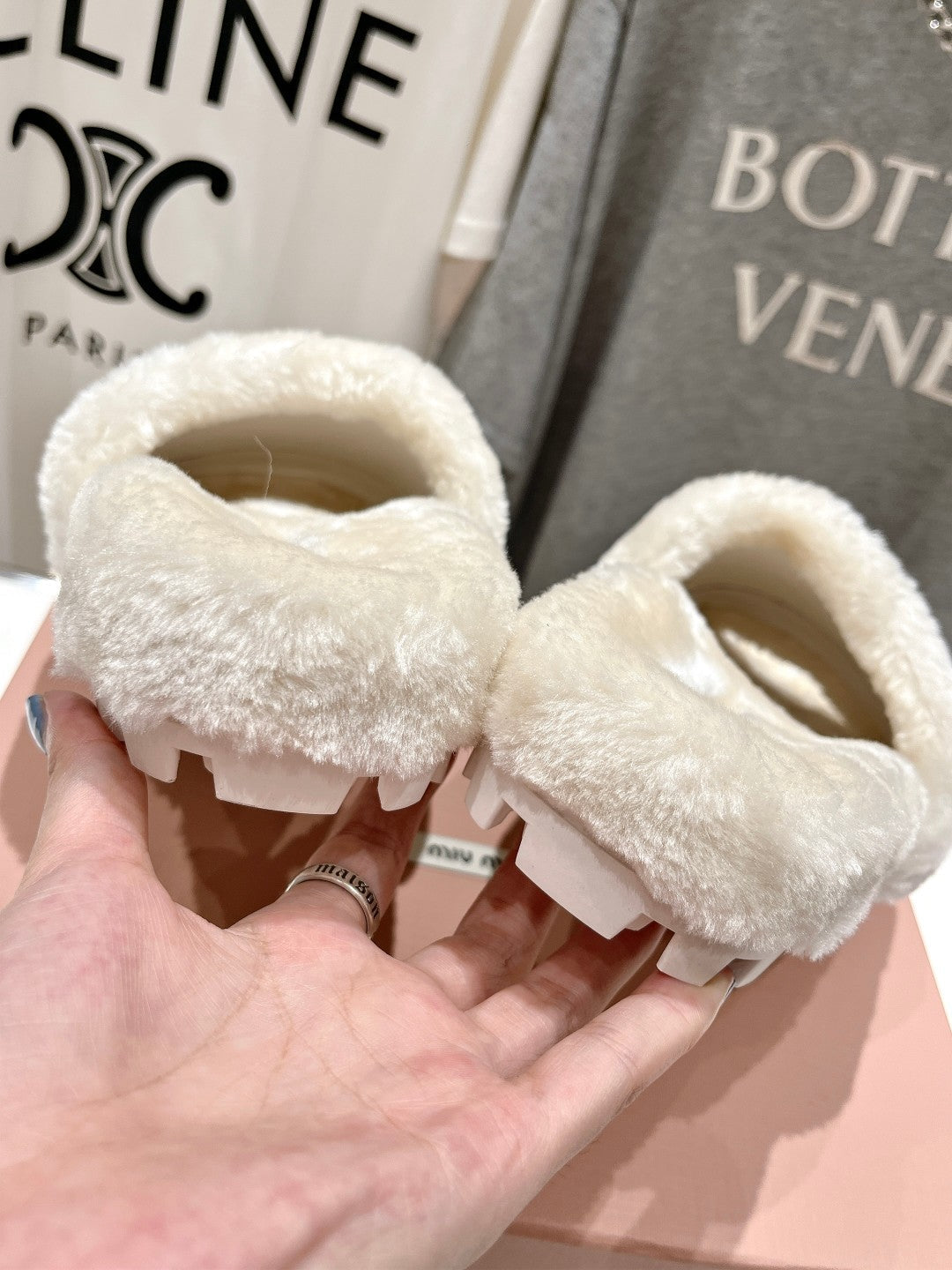 Miumiu 26s Flat Slides Cream Beige Shearling