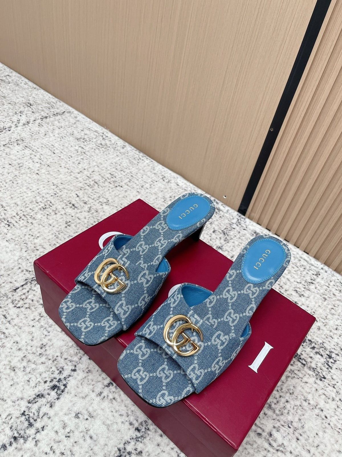 Gucci 26s High Heels Blue Denim Gold Hardware