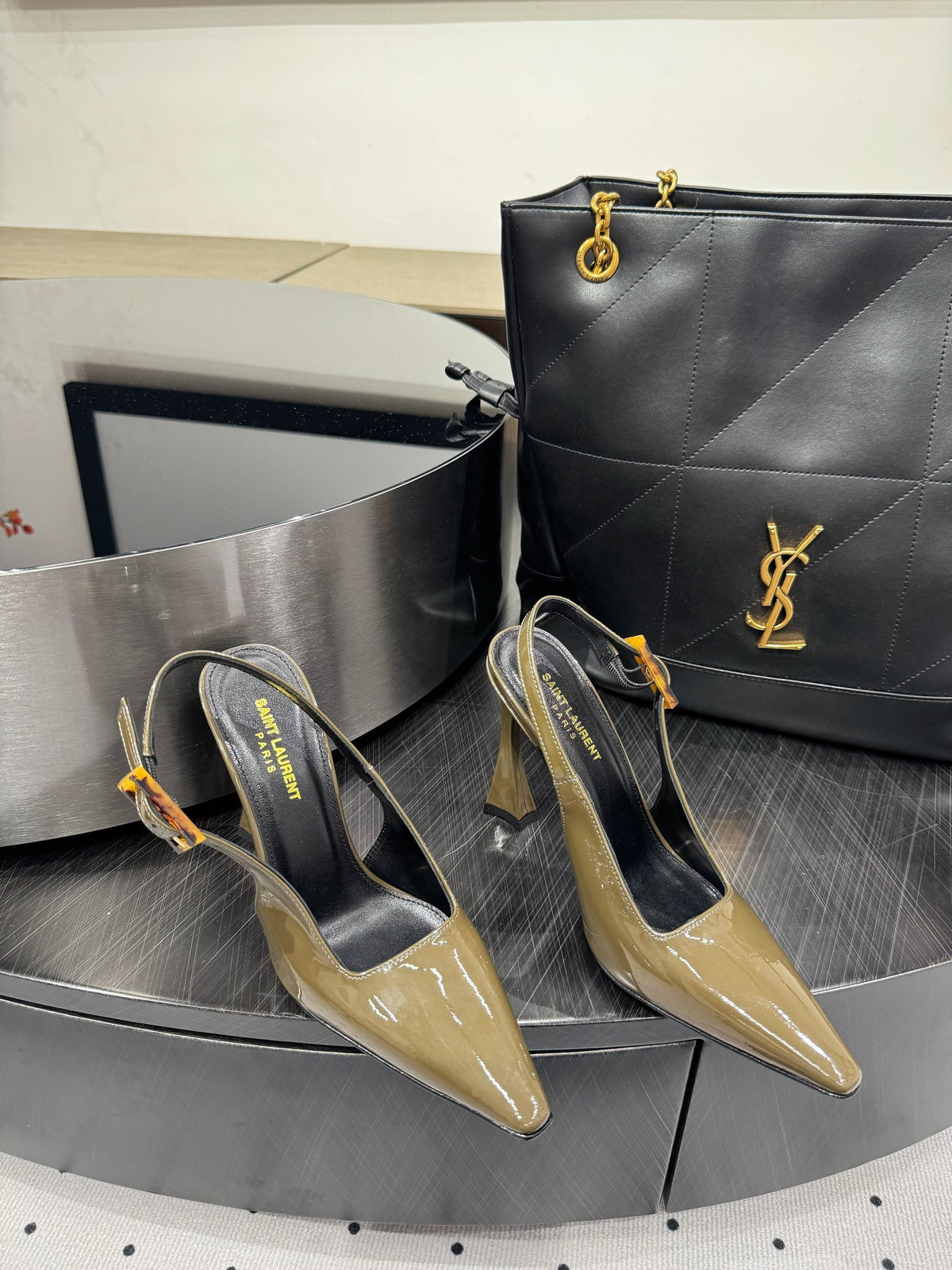 YSL 26s Slingback Heels 10.5cm Olive Green Glossy Calfskin With Buckle Closure