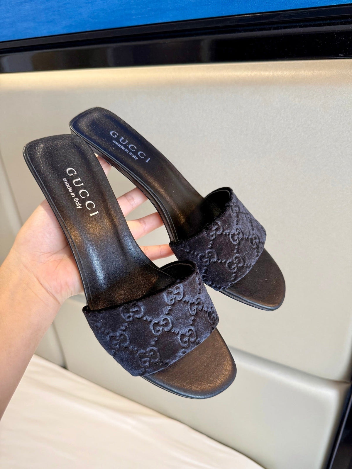 Gucci 26s Slide Sandals 5.5cm Black Velvet