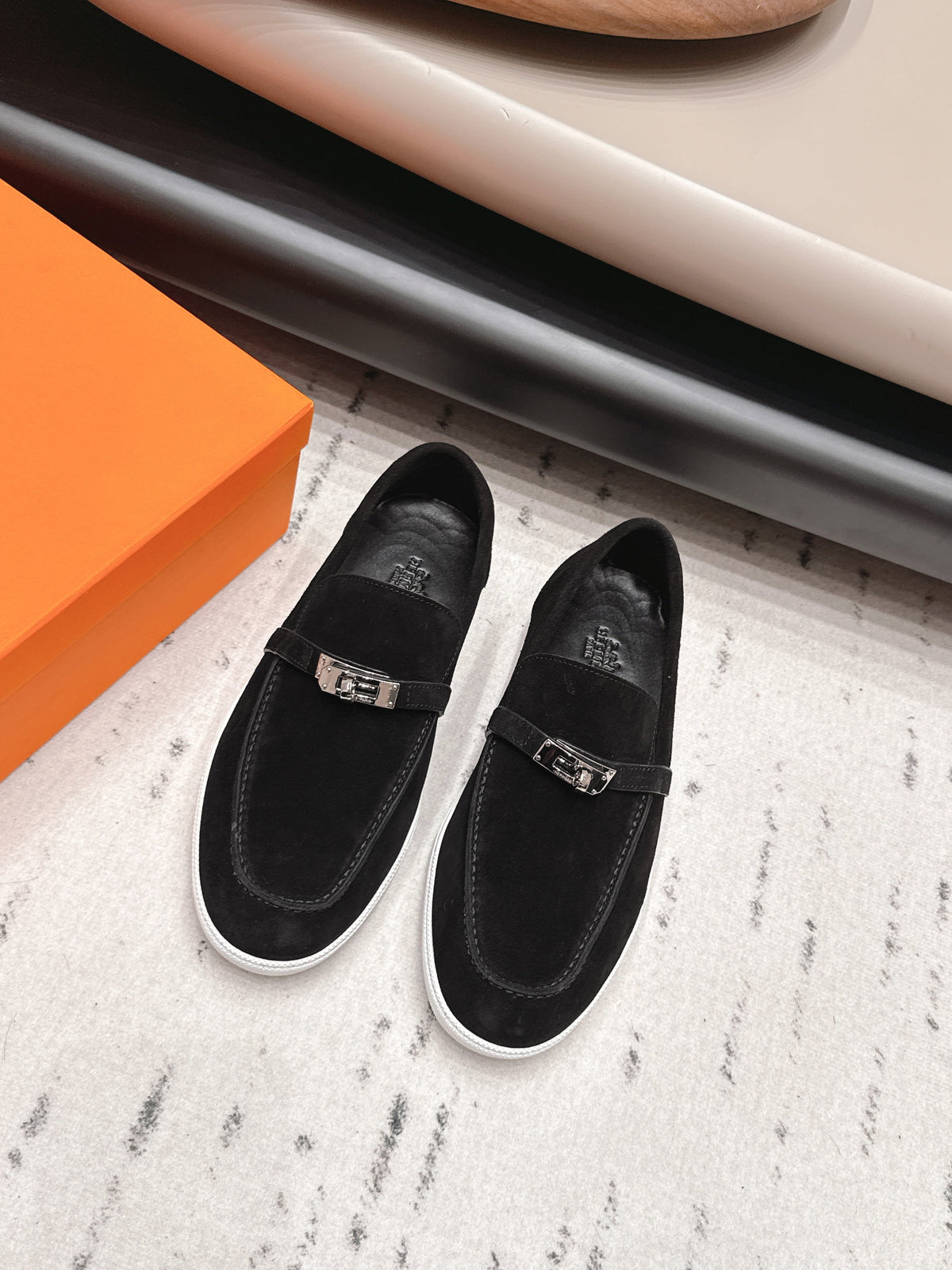 HM 26S Kelly Paris Loafers Black Suede Silver Hardware