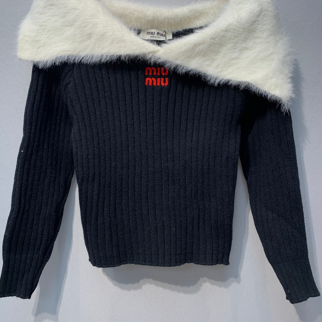 Miumiu 2026 Off The Shoulder Sweater Knit 421182