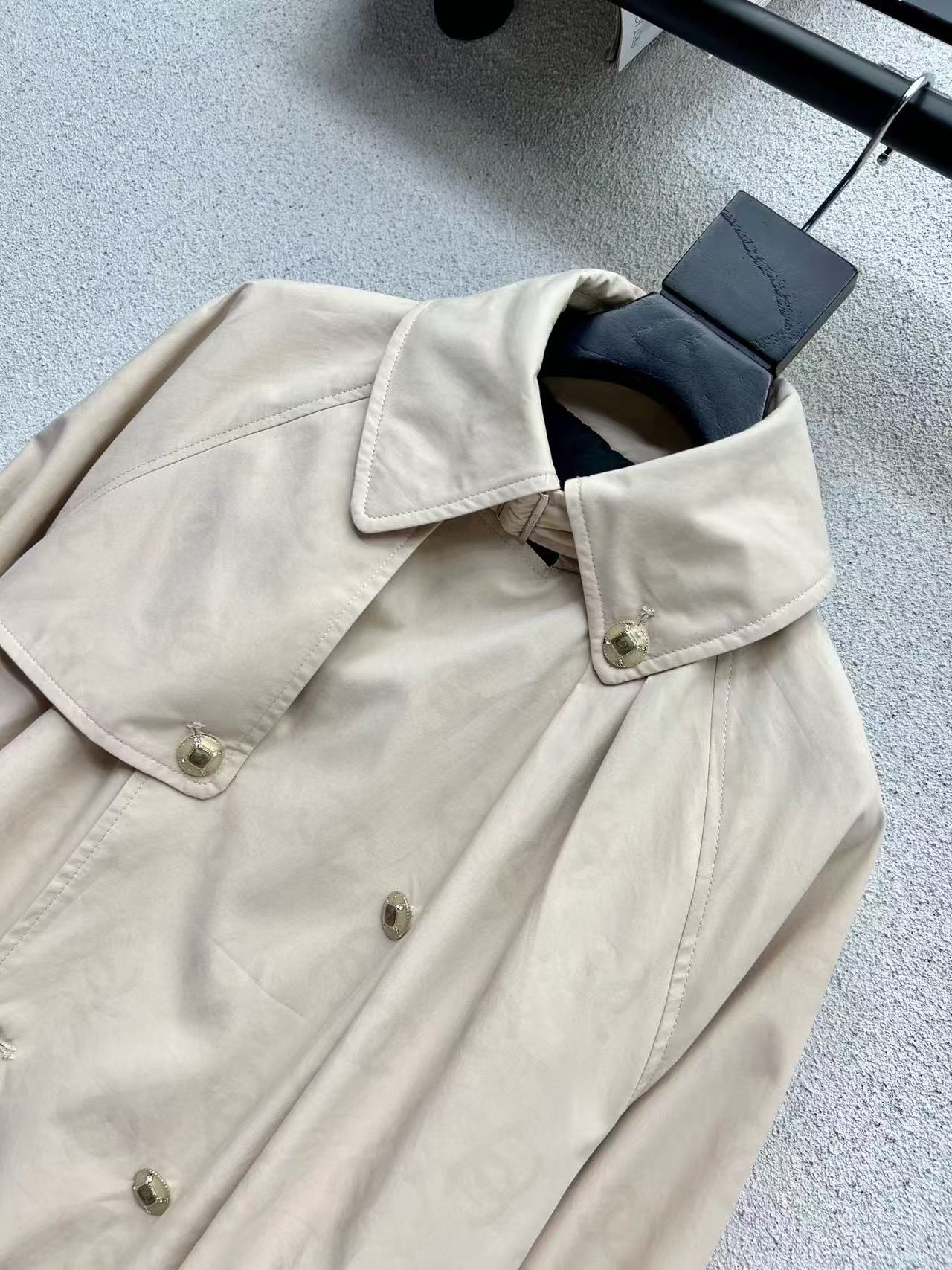 CC 25B Trench Coat Beige Cotton