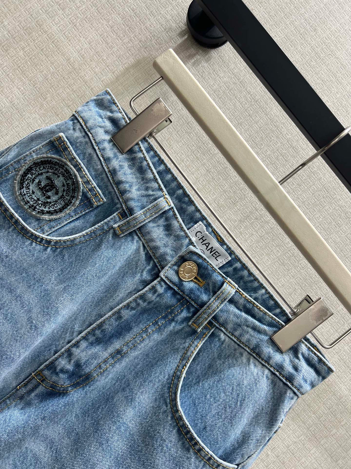 CC 26S Straight-Leg Denim Jeans Embroidered Double Logo Pocket Cotton 437703