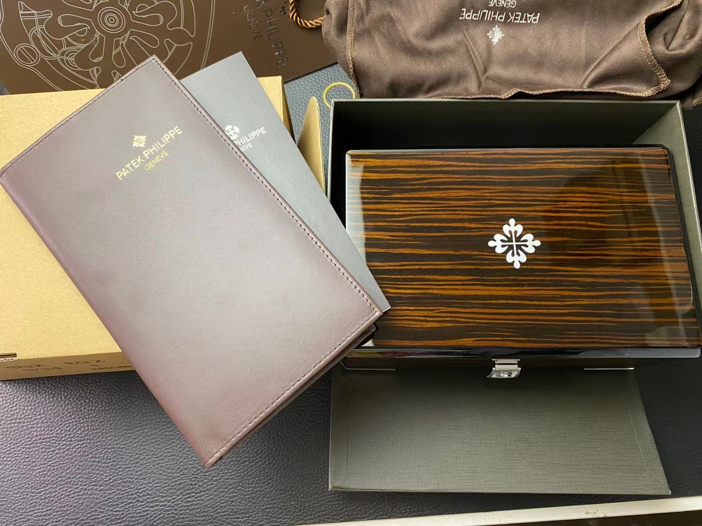 Patek Philippe Watch Box Black mix Brown