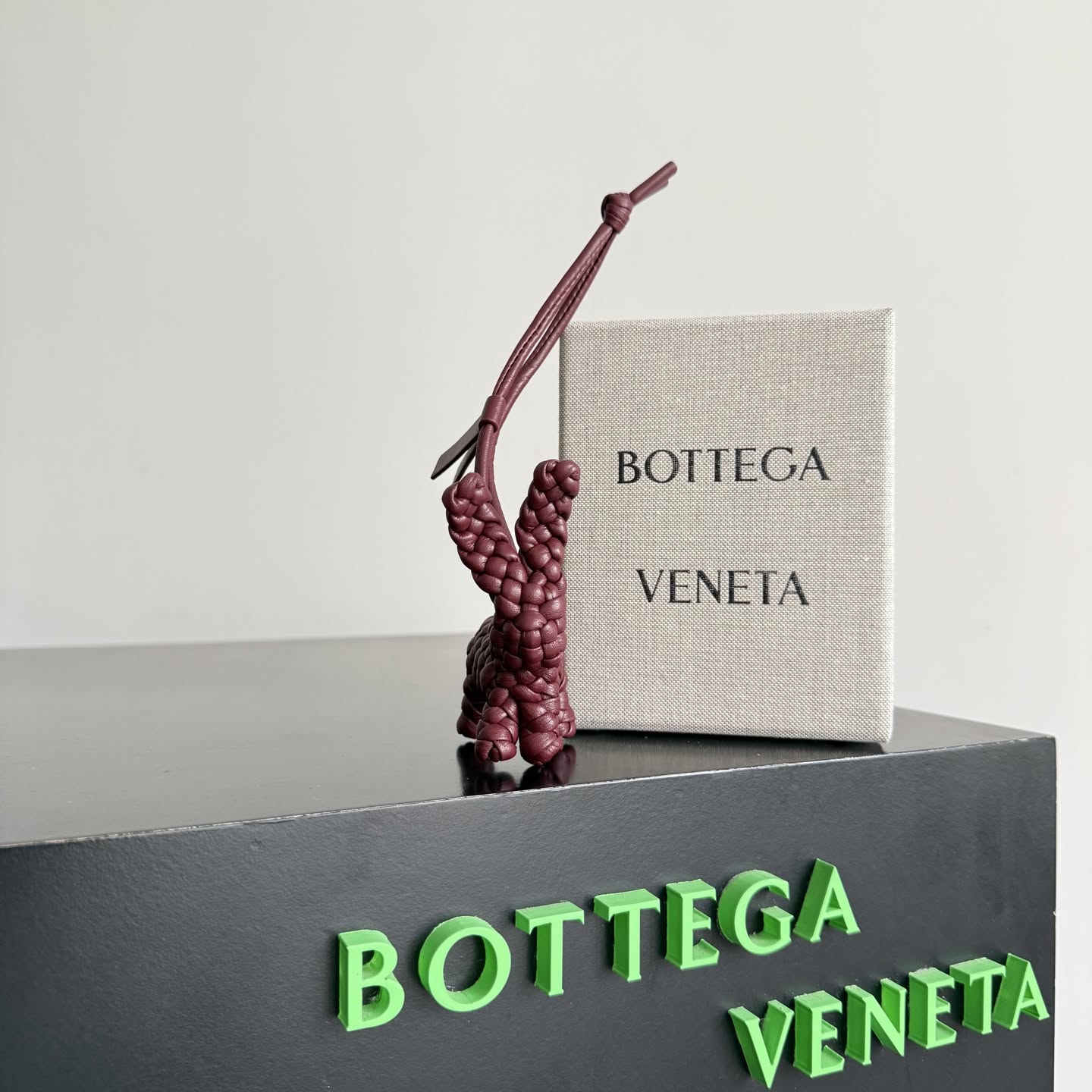 BV Rabbit Charm Intrecciato Leather
