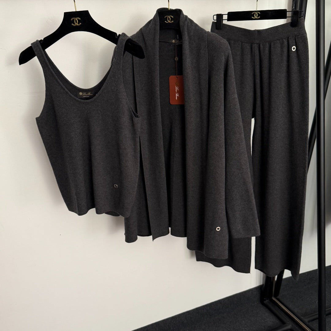 LP 26s Three-piece Knit Set 946
