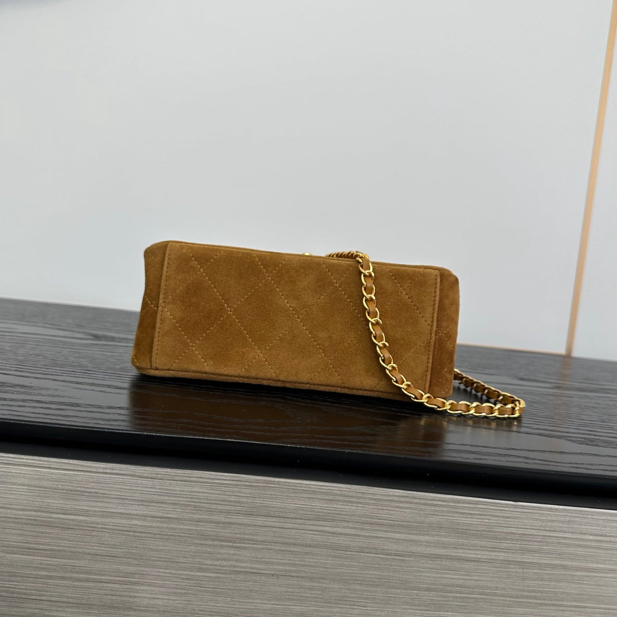 CC 26A Quilted Flap Shoulder Bag 22cm Suede
