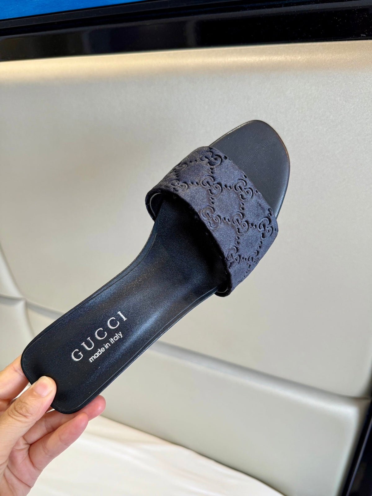 Gucci 26s Slide Sandals 5.5cm Black Velvet