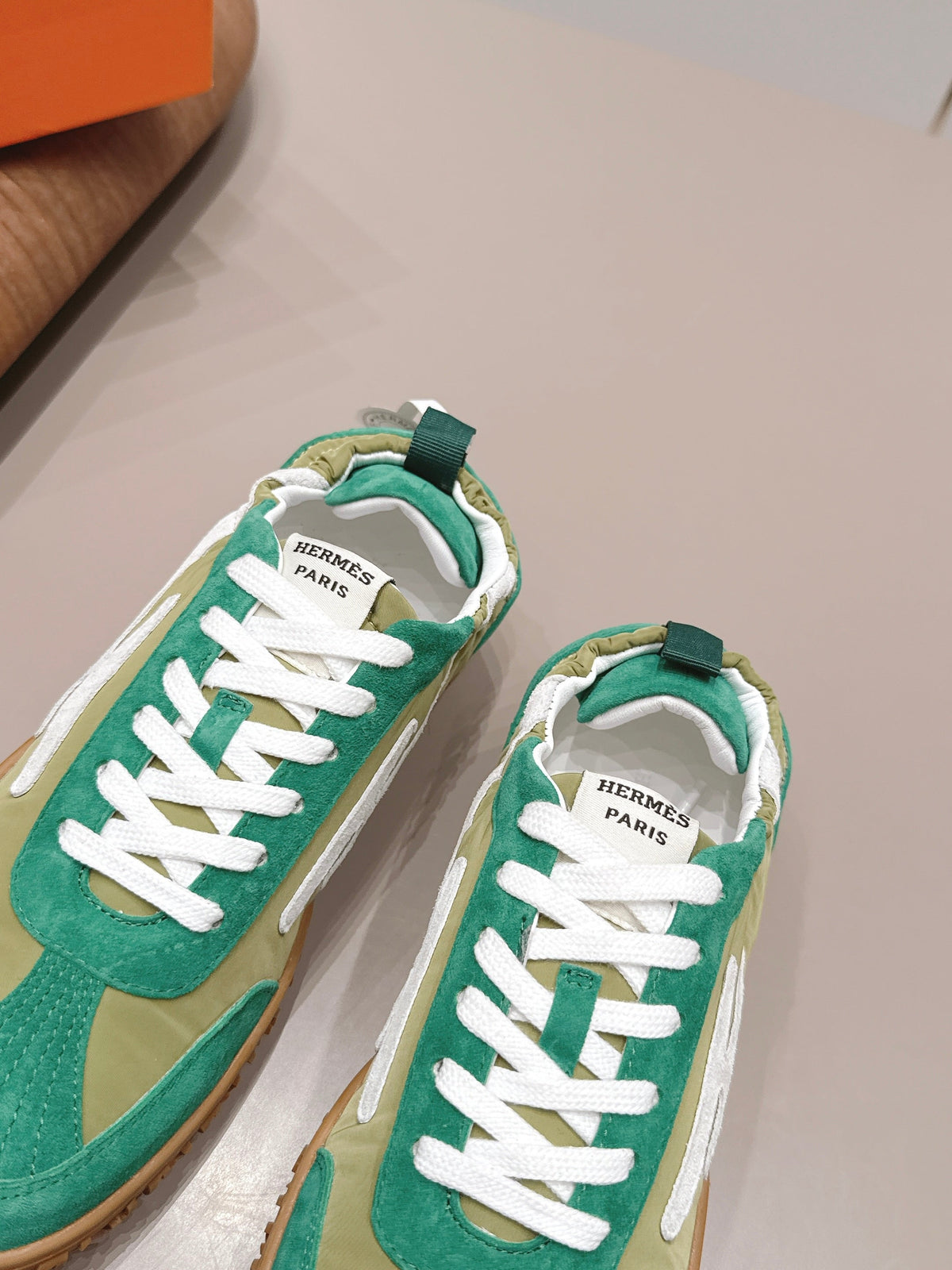 HM 26S Bouncing Sneakers Green Nylon Suede